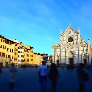 https://stilnovo-house.it-tuscanyhotel.com
